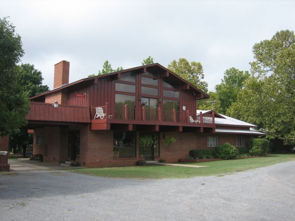 The Indian Lodge: 33700 State Highway 51, Wagoner, OK 74467
